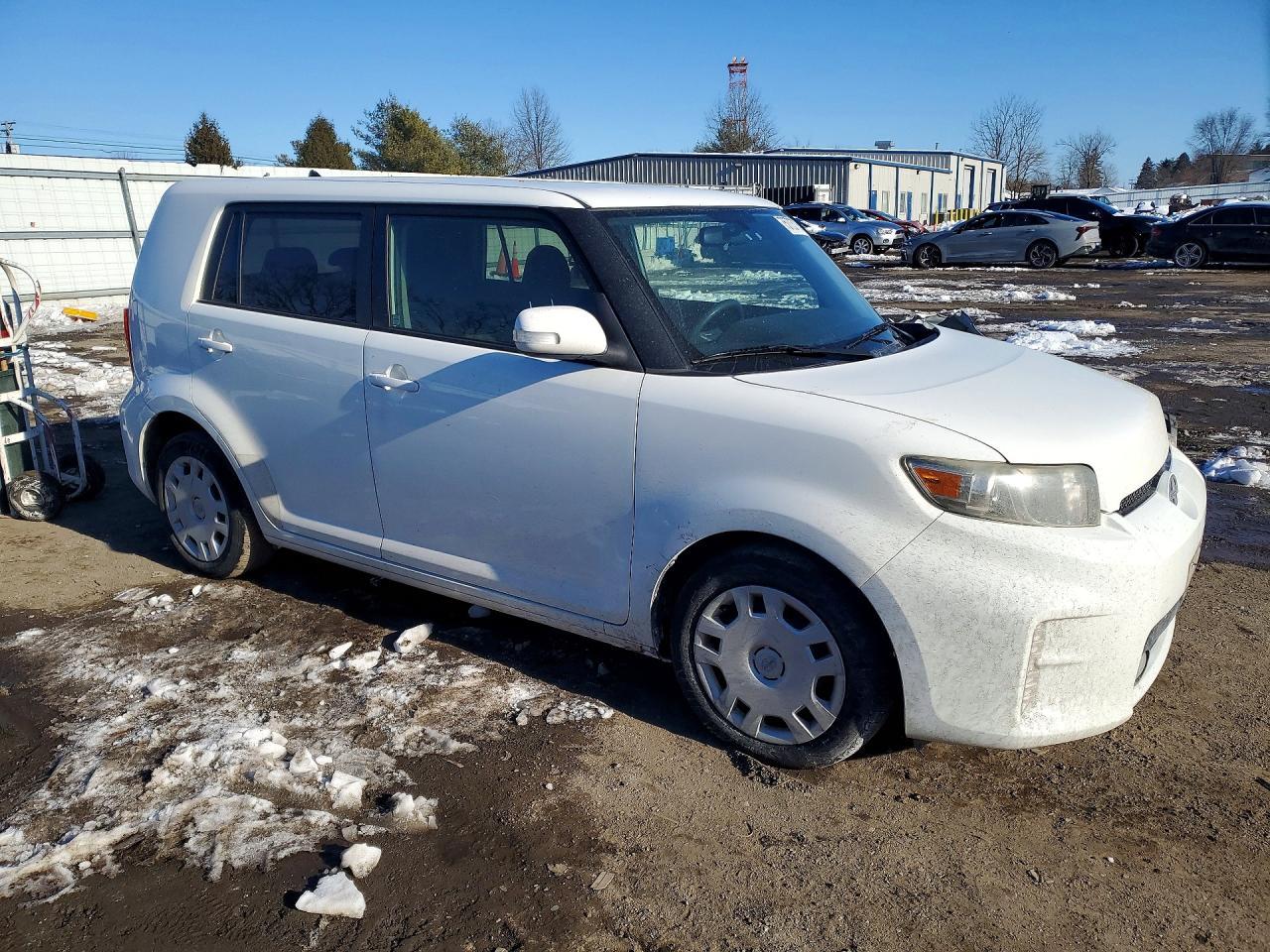 2013 Scion XB