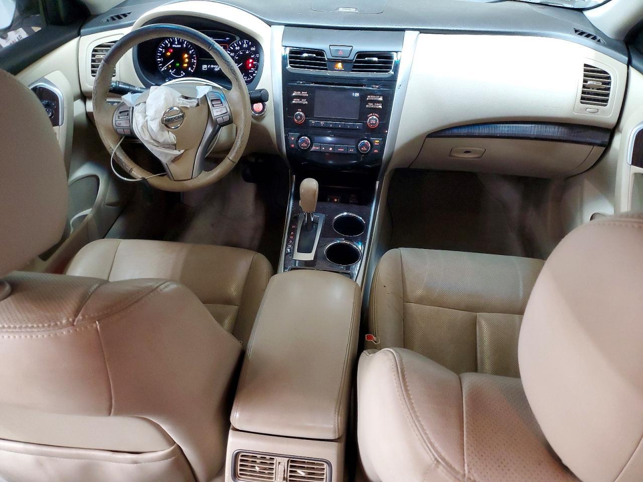 2014 Niss Altima 2.5 sl