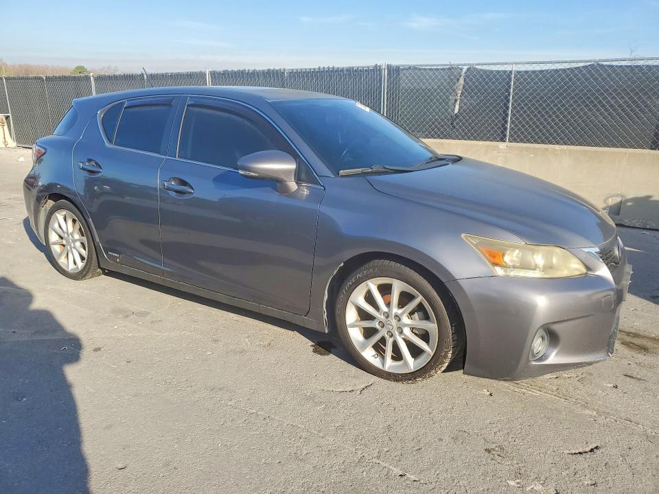 2013 Lexus Ct 200h Base