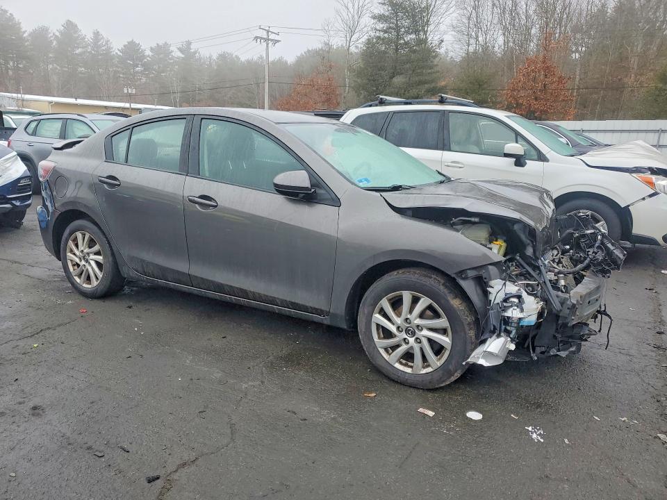 2013 Mazda 3 I