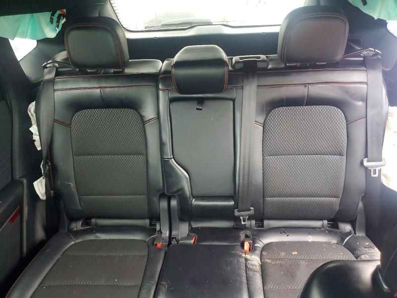 2025 Ford Escape st Line