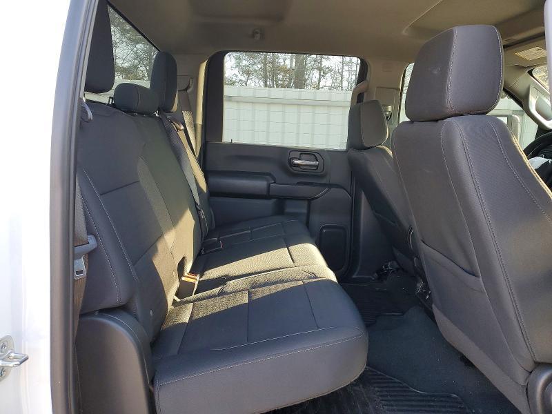 2025 Chevrolet Silverado K2500 Custom