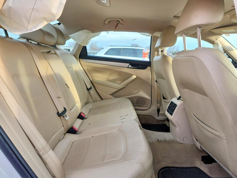 2013 Volkswagen Passat se