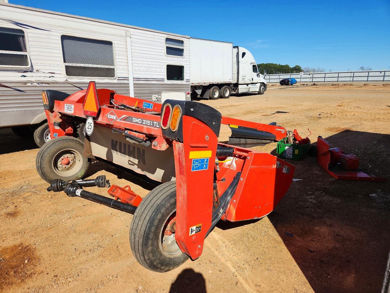 2023 Kuhn GMD3151TL Disc Mower
