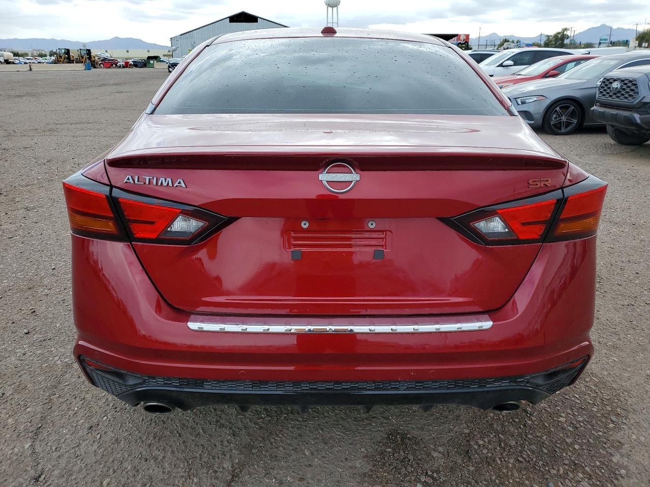 2023 Nissan Altima 2.5 sr