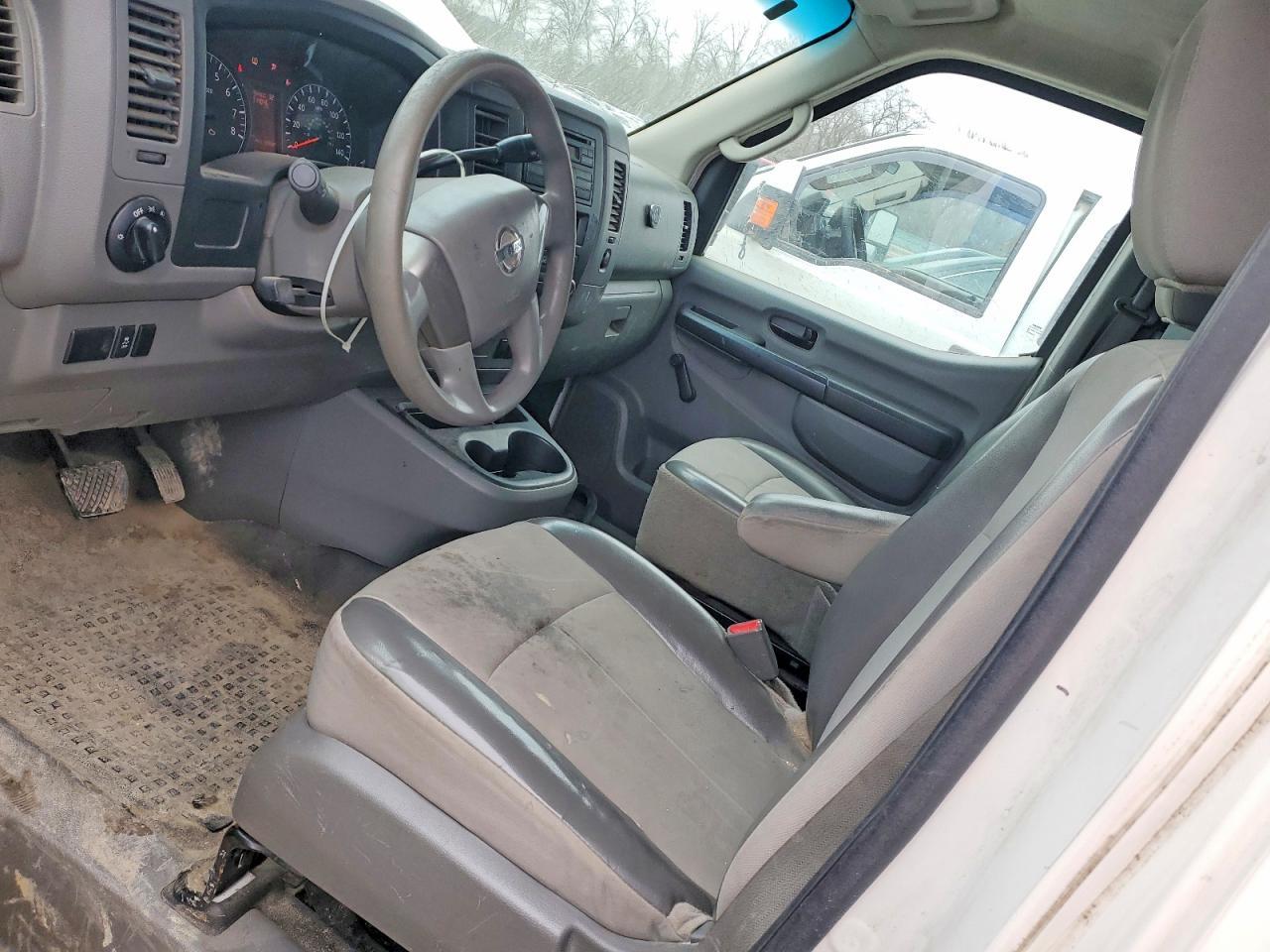 2012 Niss AN NV 1500 Utility / Service Van