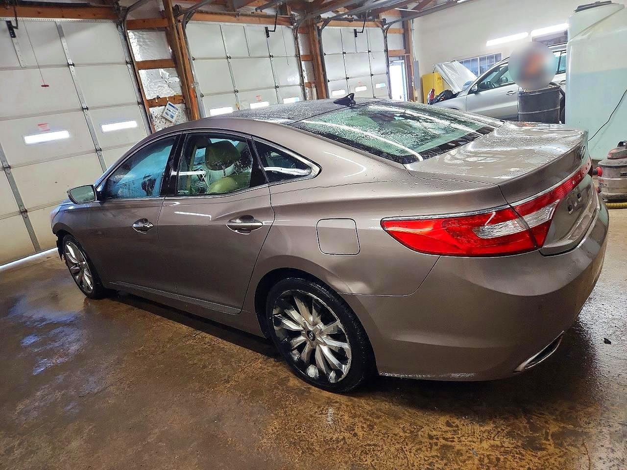 2013 Hyundai Azera gls