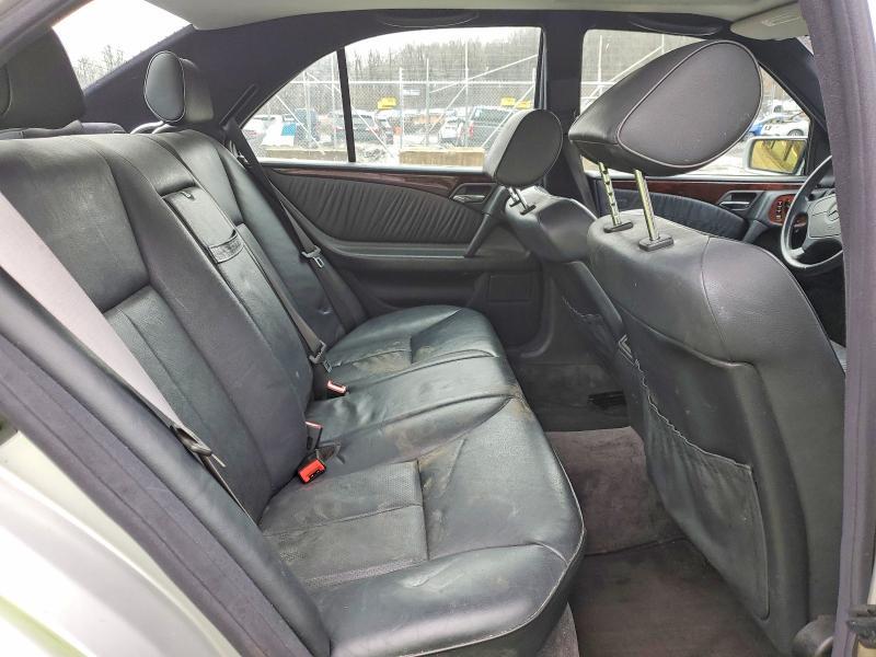 1998 Mercedes-Benz E 320 4matic