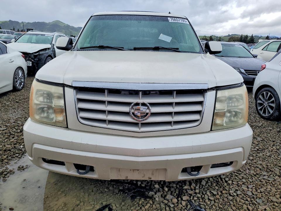 2002 Cadillac Escalade Luxury