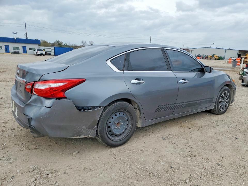 2017 Niss Altima 2.5