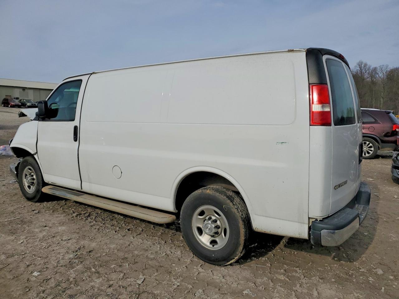 2018 Chevrolet Express 2500 Cargo Delivery Van