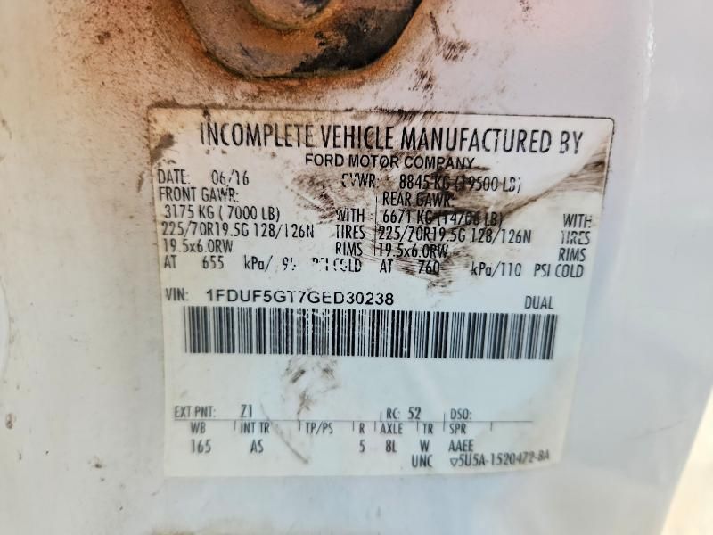 2016 Ford F550 Super Duty Rollback Truck