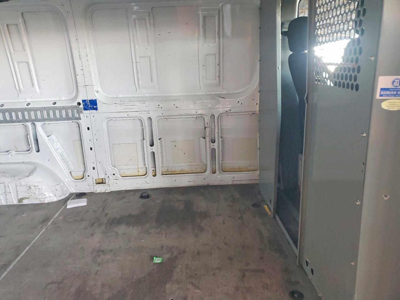 2015 Mercedes-Benz Sprinter 2500 Delivery van