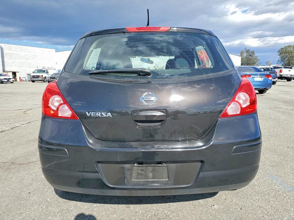 2012 Nissan Versa s