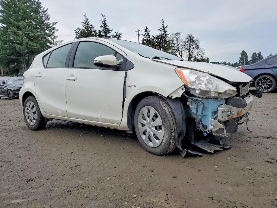 2014 Toyota Prius c