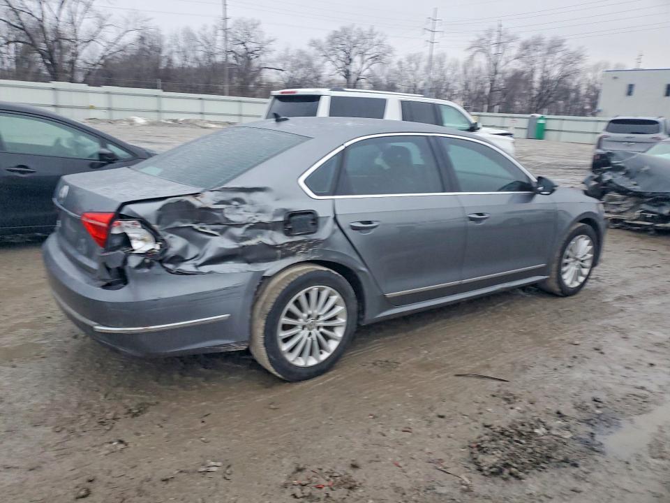 2016 Volkswagen Passat se