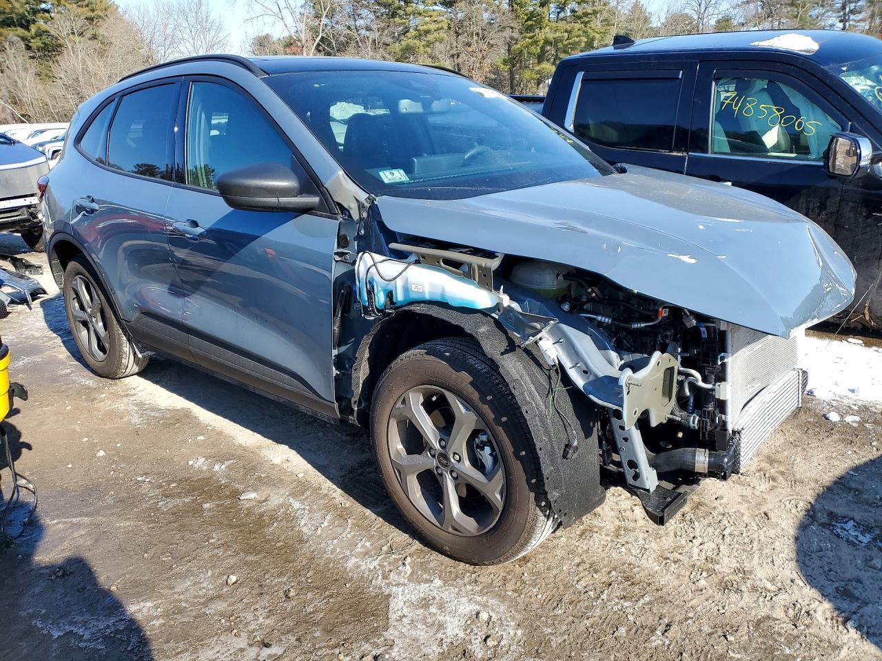 2025 Ford Escape st Line