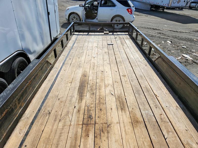 2020 Sure Trac ST8220TAT-B-100  Utility Trailer