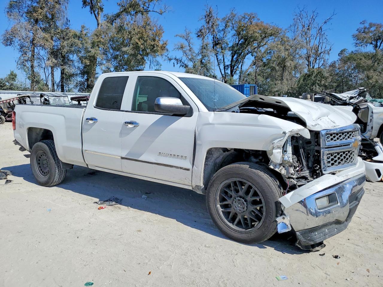 2014 Chevrolet Silverado C1500 lt