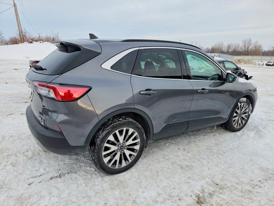 2021 Ford Escape Titanium