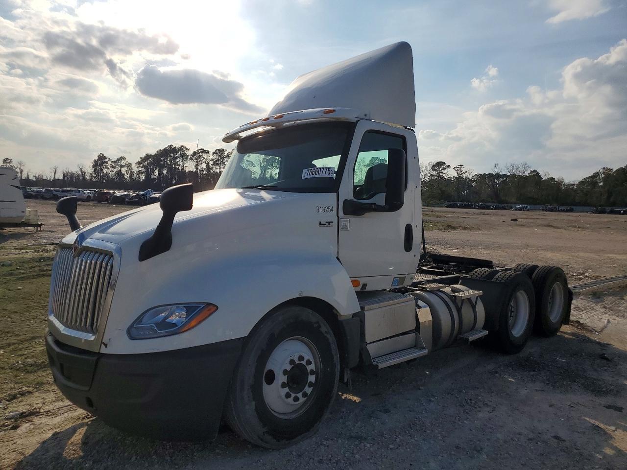 2018 International LT625 Semi Truck