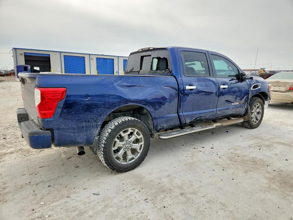 2018 Niss Titan xd sv