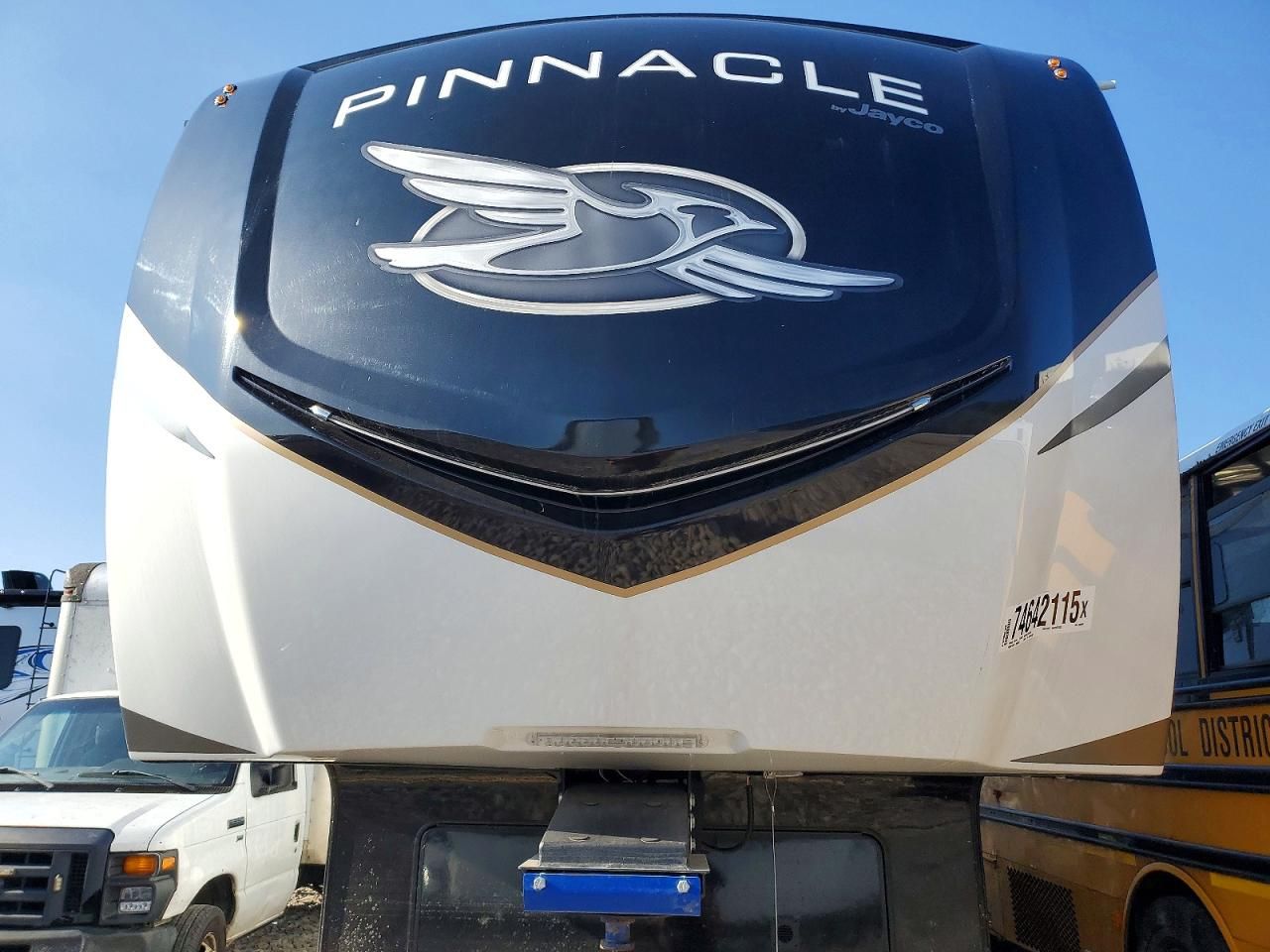 2025 Jayco Pinnacle-Camper