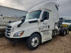 2021 Freightliner Cascadia 126