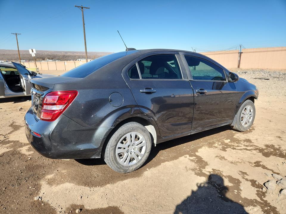 2017 Chevrolet Sonic ls
