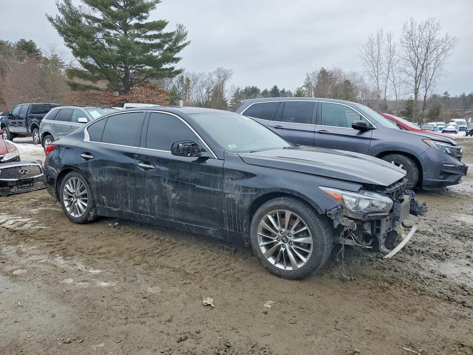 2015 Infiniti Q50 Base