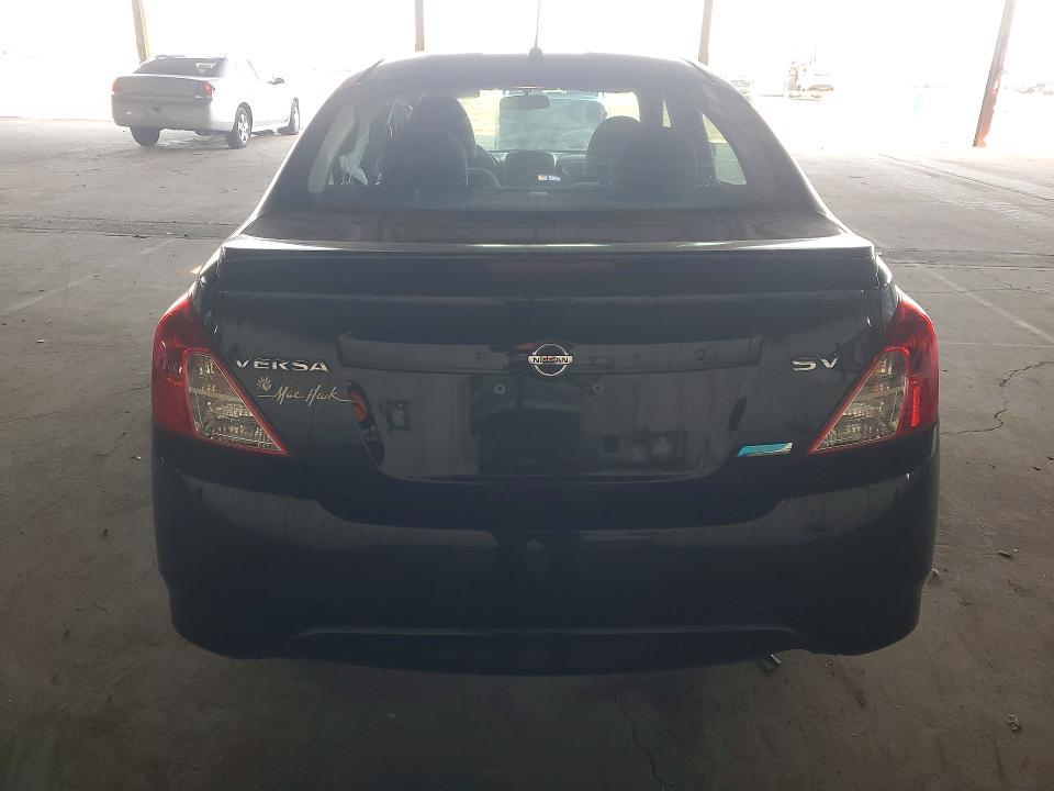 2016 Nissan Versa 1.6 sv