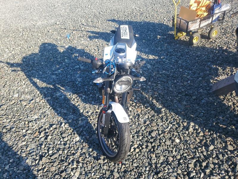 2023 Husqvarna Vitpilen 401/svartpilen 401