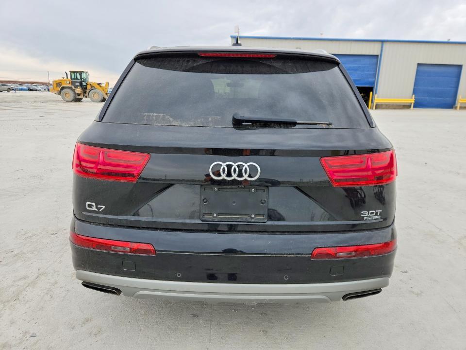 2017 Audi Q7 Premium Plus