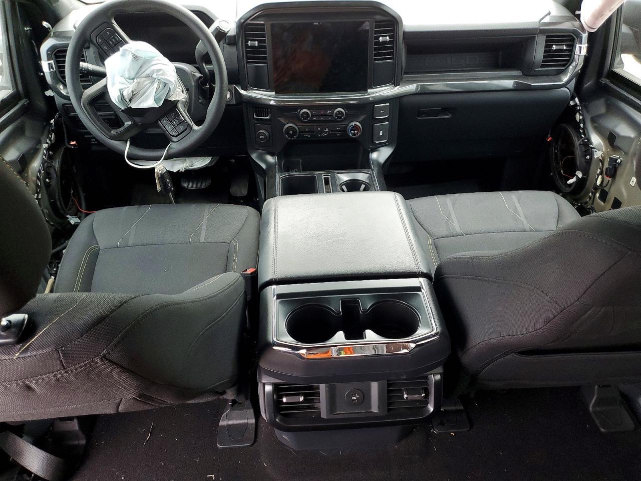 2025 Ford F150 stx