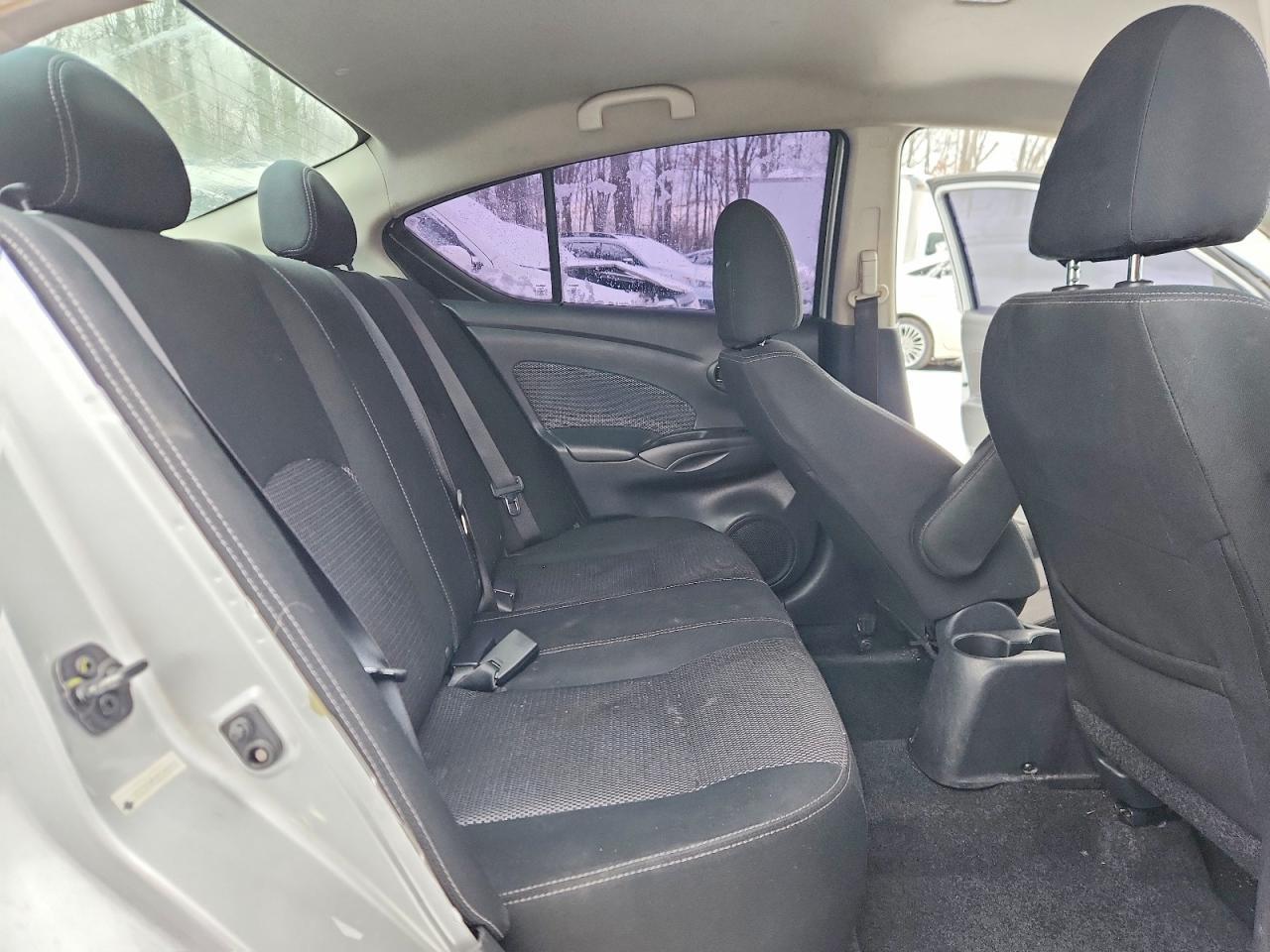 2019 Nissan Versa s