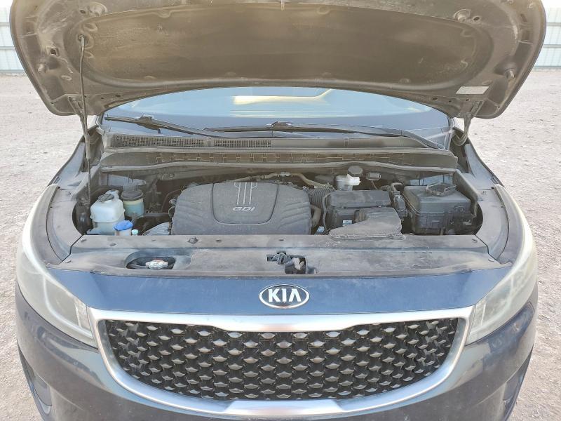 2015 KIA Sedona lx