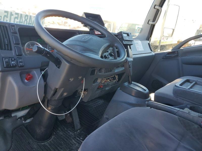 2017 Isuzu Nqr Refrigerated box Truck