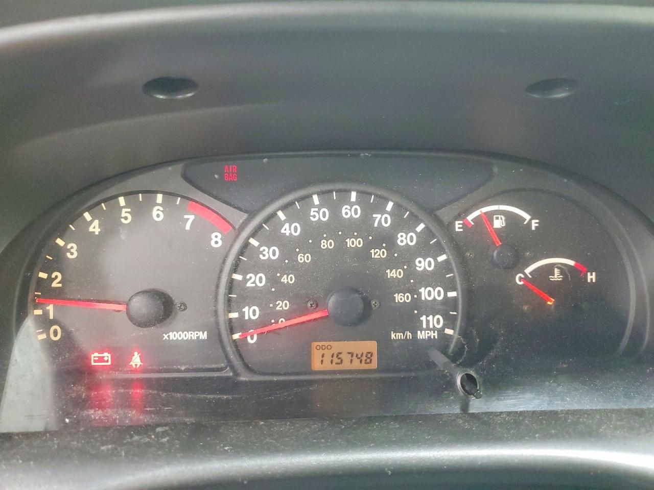 2002 Chevrolet Tracker lt