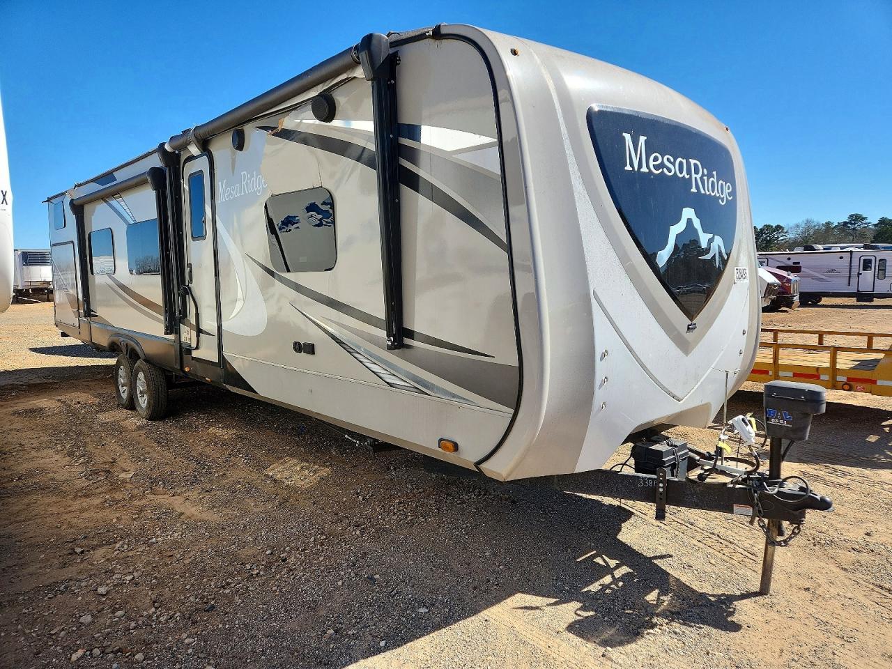 2022 Highland Ridge Mesa Ridge Camper