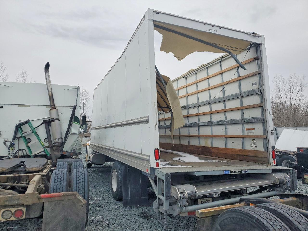 2018 International MA025 BOX Truck