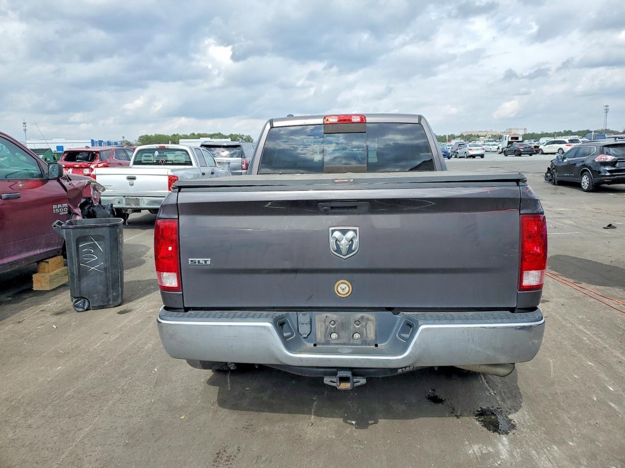 2020 Dodge Ram 1500 Classic slt