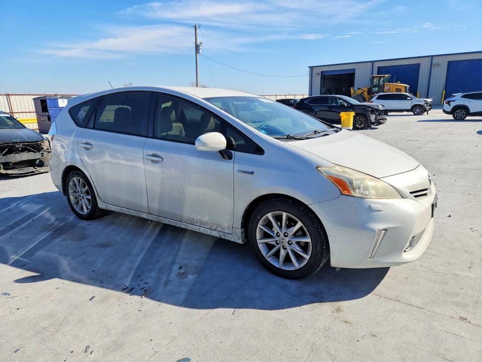 2012 Toyota Prius v Five