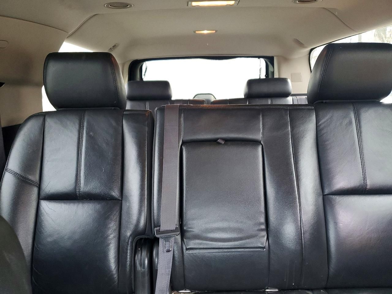 2012 Chevrolet Suburban K1500 lt