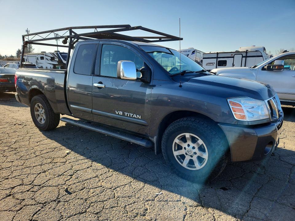 2005 Nissan Titan XE