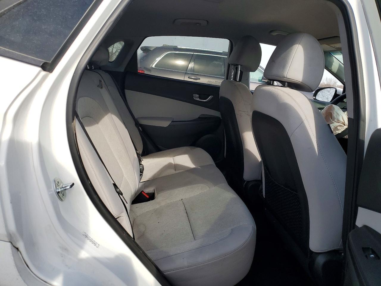 2023 Hyundai Kona se
