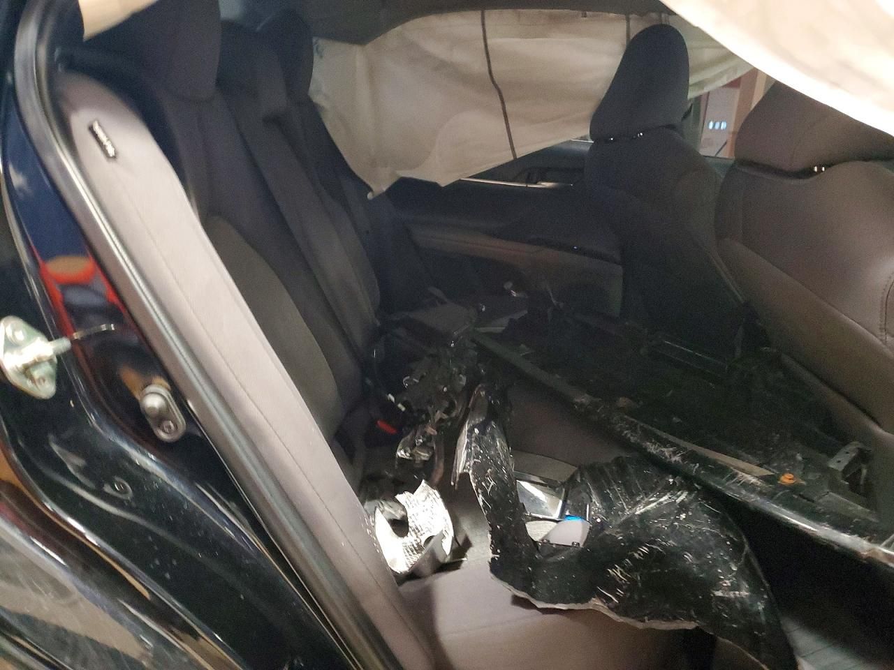 2020 Toyota Camry le