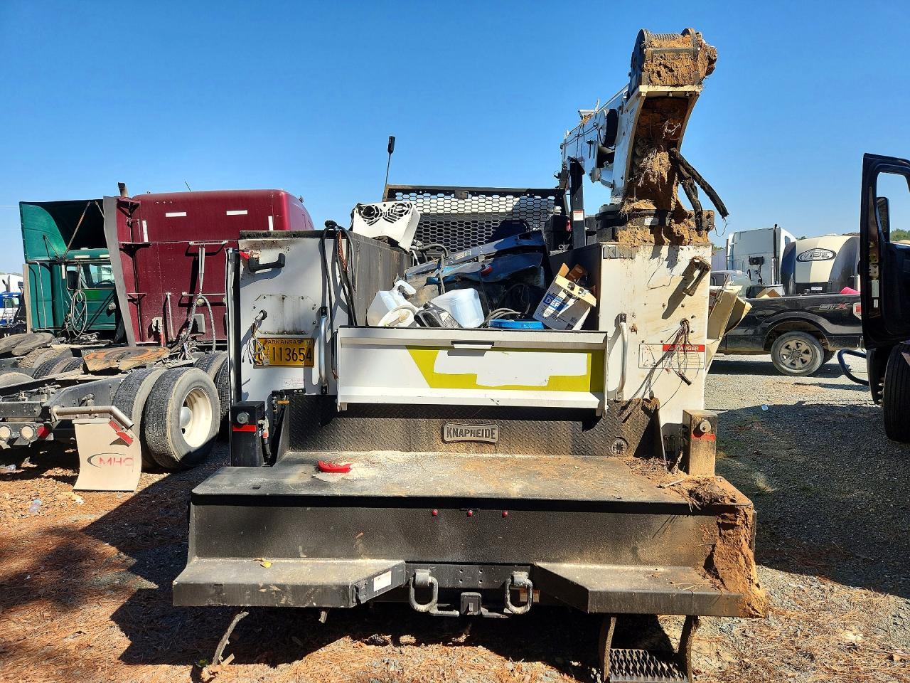 2023 Mack MD Utility / Service Truck