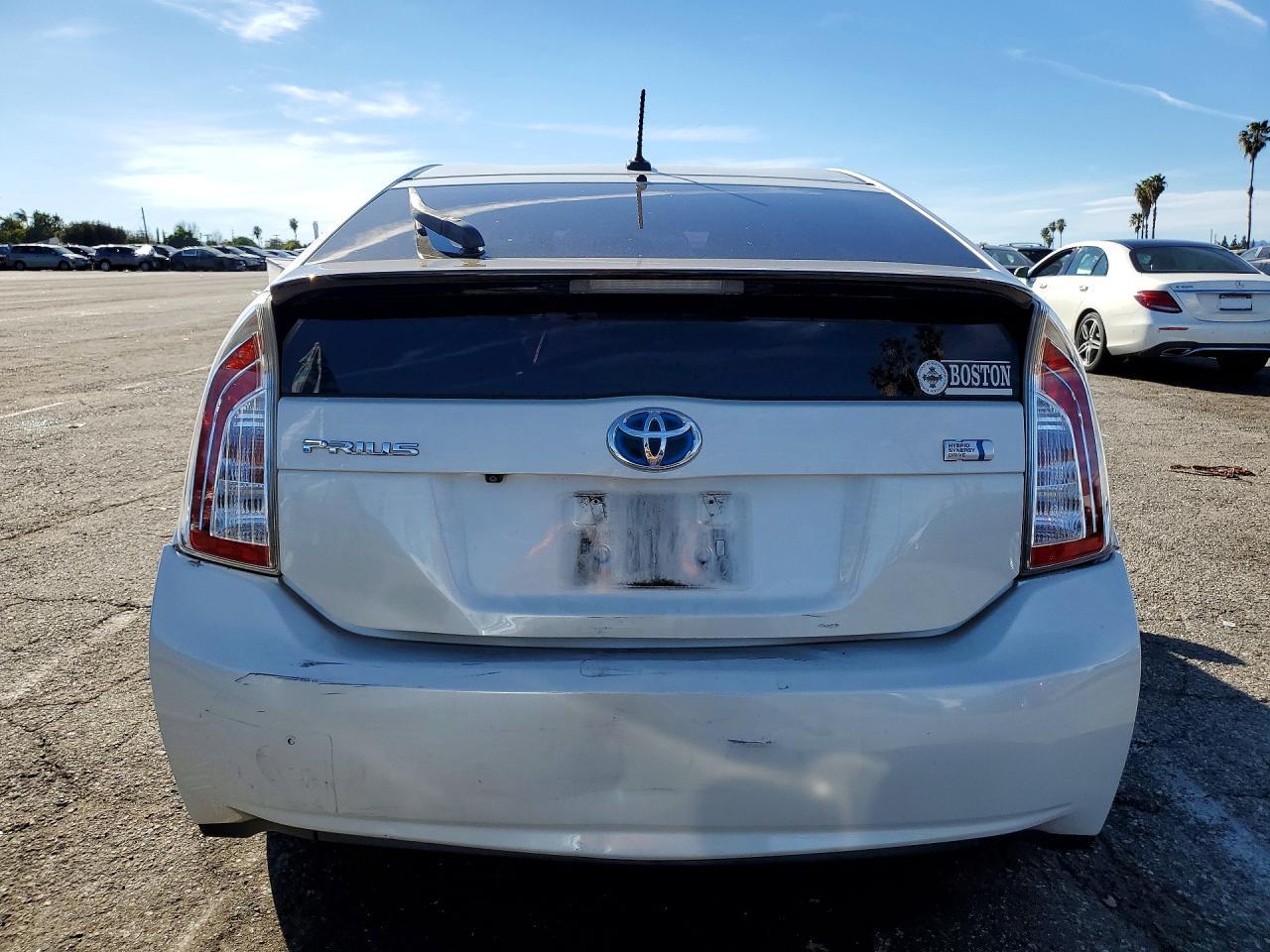 2014 Toyota Prius Three