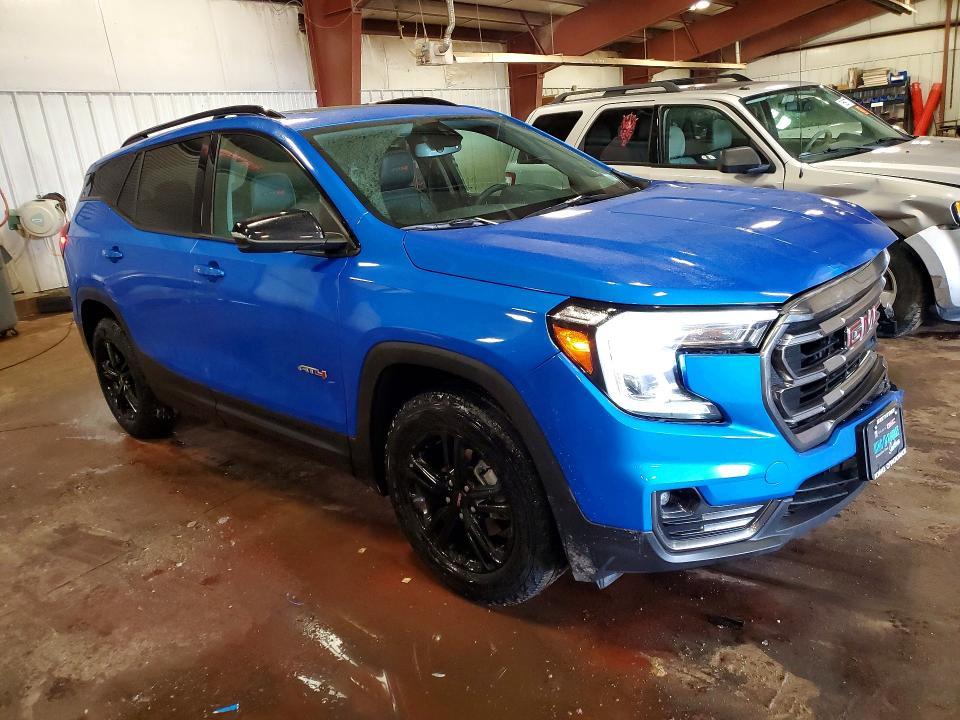 2024 GMC Terrain AT4
