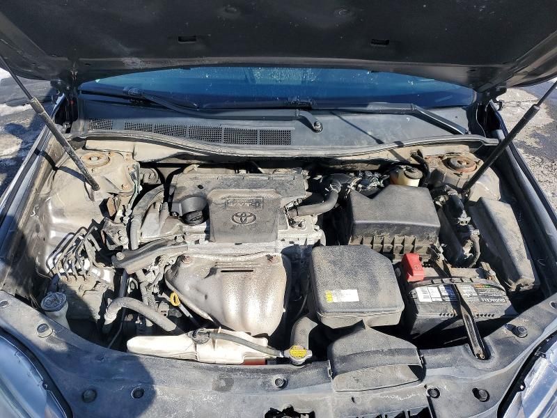 2015 Toyota Camry le